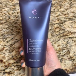 Monat Volumizing Conditioner. Brand new.